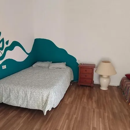 Peaceful Retreat, Connection And Pause *